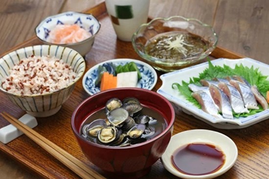 Người Nhật luôn trẻ lâu và sống thọ hơn hẳn các quốc gia khác: Nhìn 3 điểm 