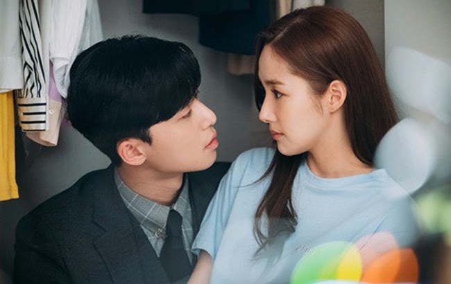 Mới đẻ 2 tuần mẹ chồng đã bật đèn xanh cho về ngoại ở cữ, tôi sung sướng đi ngay mà không hay ở nhà mở tiệc linh đình-1