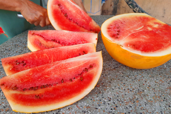 Cách chọn dưa hấu đỏ, ngọt chỉ cần nhìn duy nhất điểm này-2