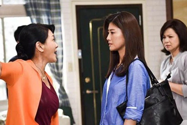 Vừa ngỏ lời đã lên giường, tôi vướng vào mớ bòng bong không biết gỡ kiểu gì-3