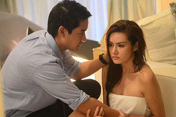 Đêm tân hôn, chồng thẹn thùng thông báo một việc làm tôi chết đứng-2