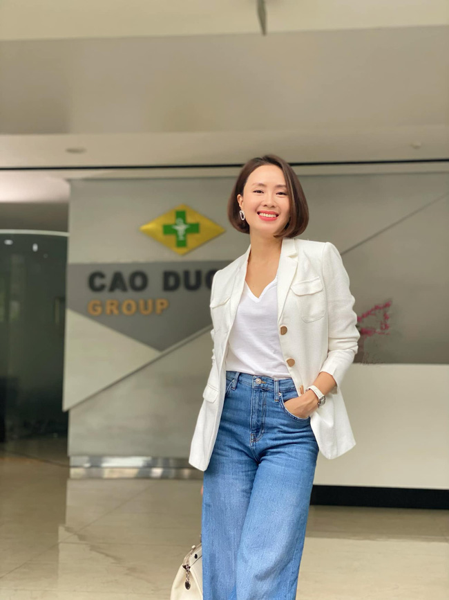 Hồng Diễm có loạt outfit chuẩn công sở mà vẫn cực trẻ xinh, chị em học theo để ghi trọn điểm thanh lịch-4