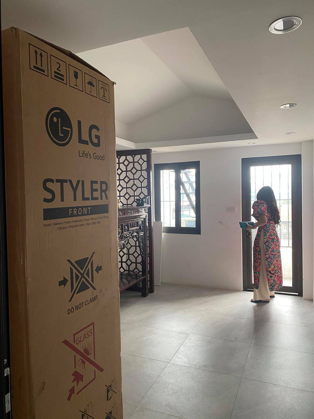 Cô nàng trổ tài biến hoá phòng thờ thành phòng gác mái Tây Tây, riêng chiếc bồn tắm chill như ở resort-1