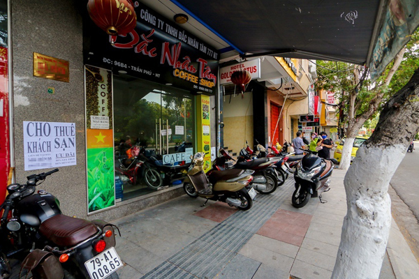 Mua lại khách sạn chờ hết dịch, chưa được 1 năm phải sang nhượng 3 lần-4