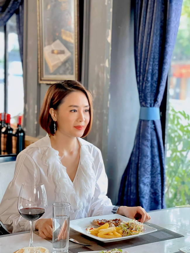 Hồng Diễm chỉnh ảnh quá tay, Hồng Đăng lại vào than thở chuyện chọn áo cho vợ-3