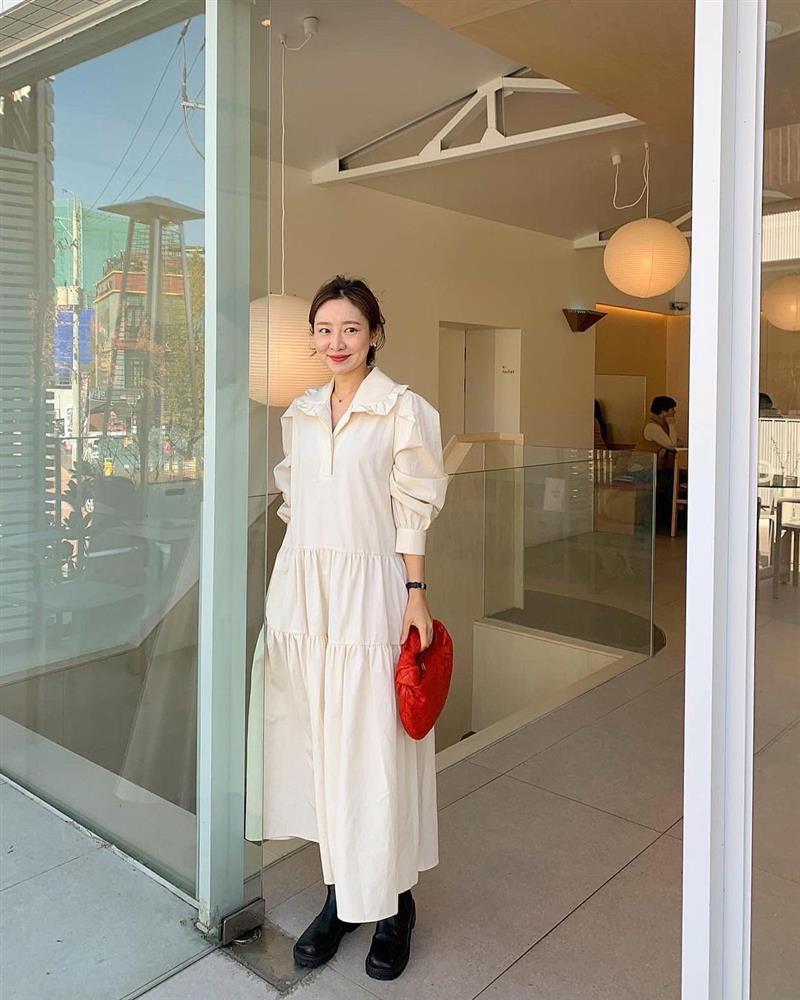 Hè đến là gái Hàn lại diện đủ kiểu váy trắng siêu trẻ xinh và tinh tế, xem mà muốn sắm cả lố về nhà-3