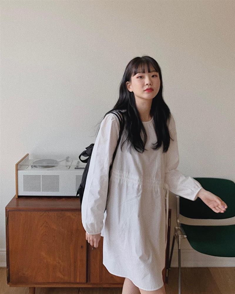 Hè đến là gái Hàn lại diện đủ kiểu váy trắng siêu trẻ xinh và tinh tế, xem mà muốn sắm cả lố về nhà-12