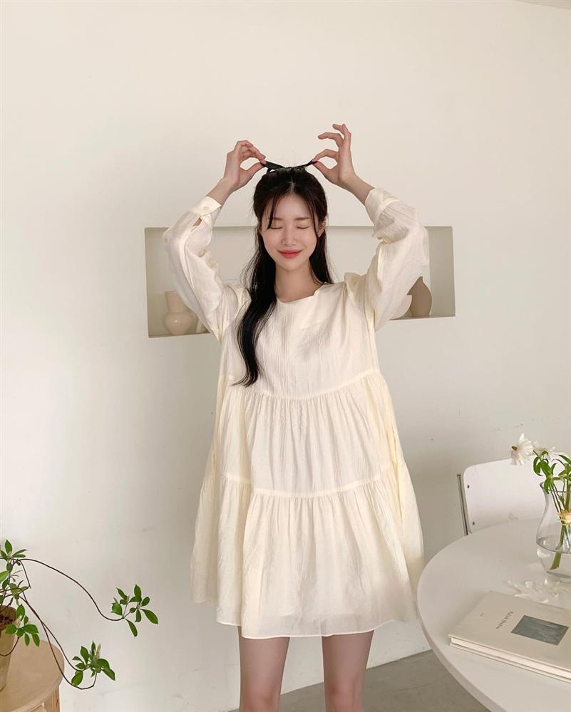 Hè đến là gái Hàn lại diện đủ kiểu váy trắng siêu trẻ xinh và tinh tế, xem mà muốn sắm cả lố về nhà-16