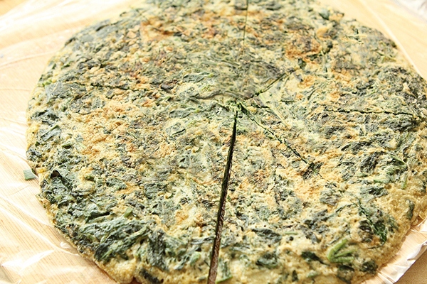 90% chúng ta đã từng ăn loại rau này nhưng đem tráng với trứng thì chưa: Hãy thử ngay vì ngon đến bất ngờ!-7