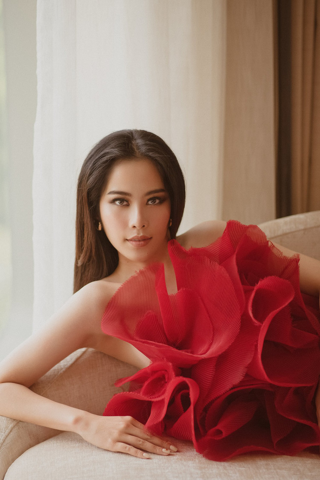 Nhan sắc hiện tại của Nam Em thế nào mà đăng ký thi Hoa hậu Hoàn vũ Việt Nam 2021?-1