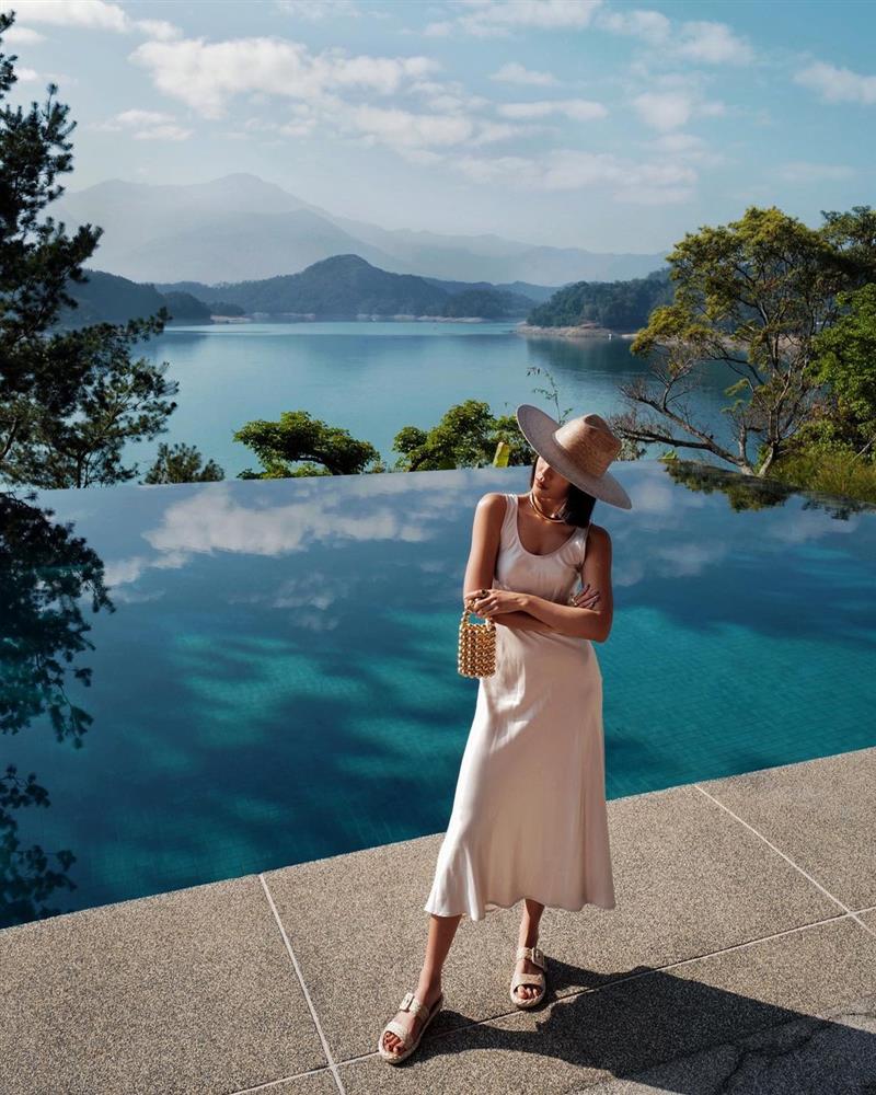 5 kiểu váy không bao giờ lỗi mốt và còn có khả năng hack tuổi đỉnh của chóp cho chị em ngoài 30-7