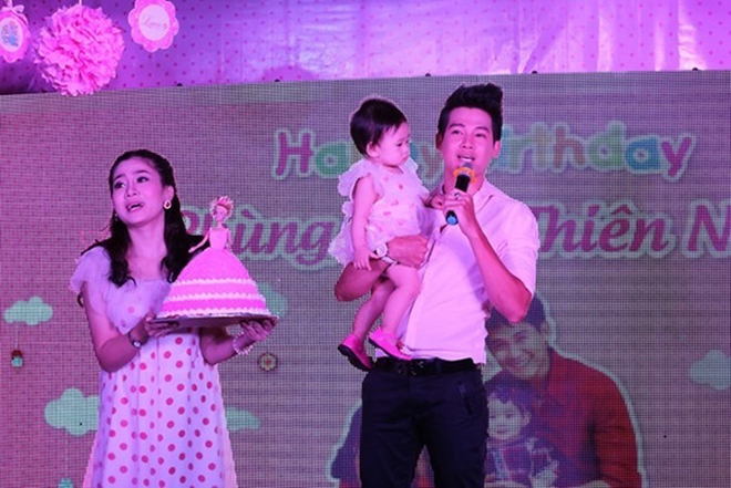 Phùng Ngọc Huy sống ra sao khi chưa thể về nước đón con chung với cố diễn viên Mai Phương?-1