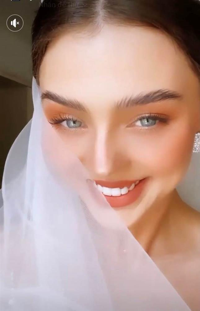 Lộ bức ảnh tay nắm tay như đang chụp ảnh cưới, thủ môn Bùi Tiến Dũng cùng bạn gái được đồn đoán chuẩn bị về một nhà?-5