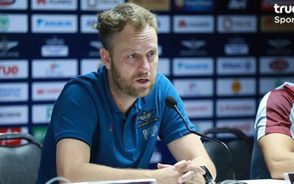 HLV đội TP. HCM bị chỉ trích dữ dội với phát ngôn bênh vực Hoàng Thịnh: ‘Cậu ấy không đáng bị tấn công như vậy’-1