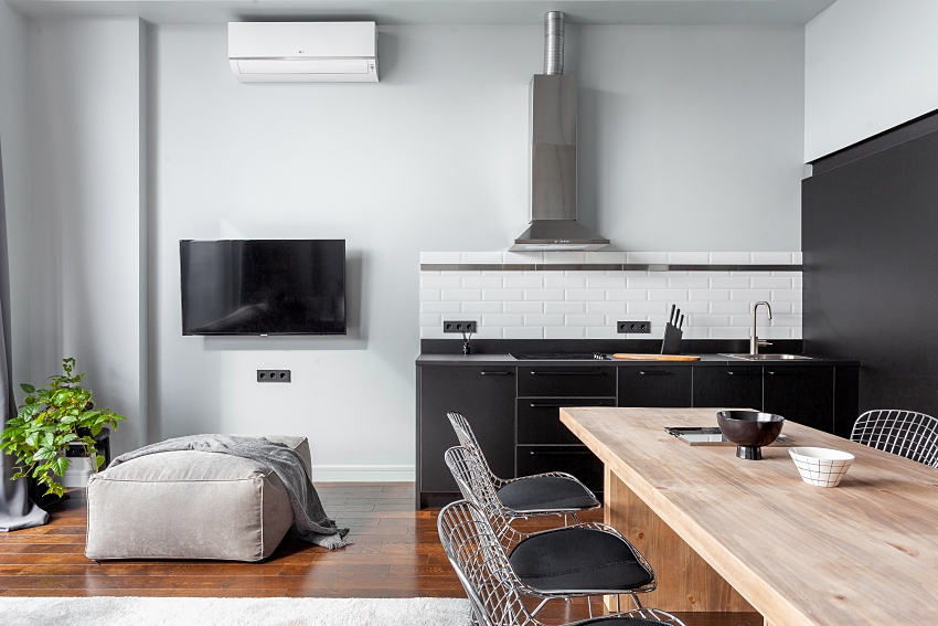 Ngôi nhà màu đen trắng thiết kế gác lửng hiện đại, chỉ rộng 15m2 nhưng ánh sáng tự nhiên vẫn tràn ngập không gian-4