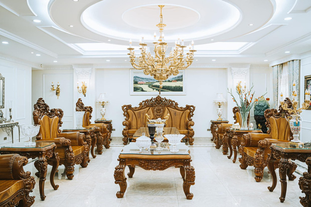 Đại gia kinh doanh đèn cao tay ở khoản chơi đồ gỗ, nhà trông giàu có nhưng không hề phô trương-1