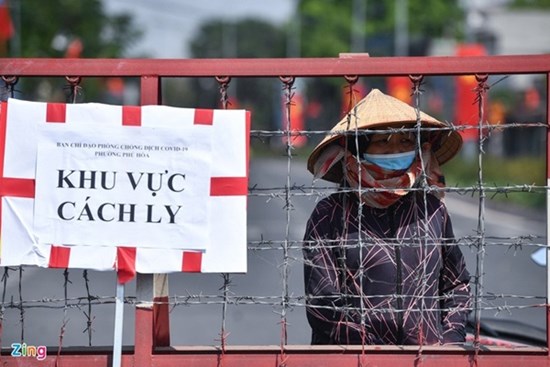 Hai người nhập cảnh trái phép vào TP.HCM và Hải Phòng mắc Covid-19