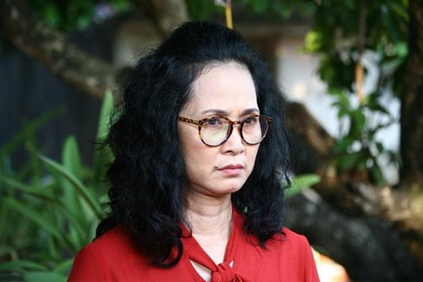 Hôn nhân hạnh phúc suốt nửa thế kỷ, vợ mất 1 năm, người đàn ông 72 tuổi miệt mài viết 90 bức thư tình cho mĩ nhân kém 28 tuổi, kết cục cuối cùng mới đáng nói!-8
