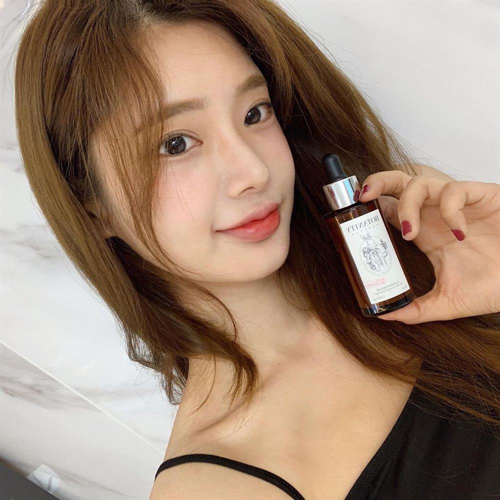 6 lọ serum vitamin C được dân tình khen ngợi nức nở, tuyệt hơn là giá chỉ từ 300k mà thôi-1