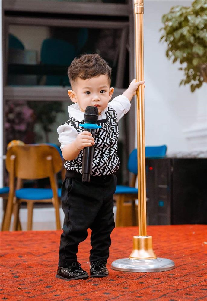 Bé Titi: Vitamin năng lượng siêu đỉnh giúp Hùng Dũng vượt qua chấn thương-3