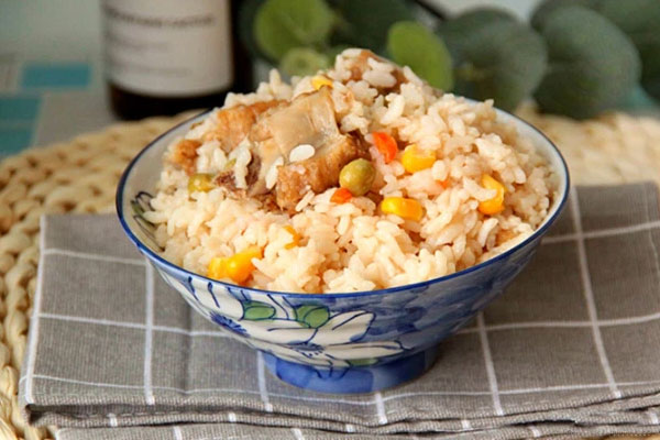 Không ngờ ngao hấp thêm loại lá này thành món ngon cực phẩm-3