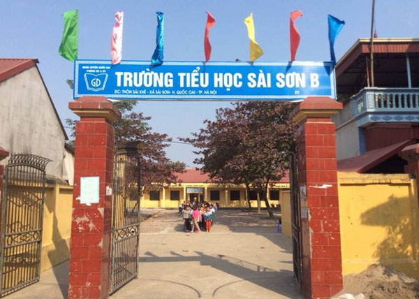 Vụ cô giáo tố nhà trường trù dập cho đi dọn vệ sinh: Phụ huynh và học sinh lại tố ngược gây bất ngờ-3