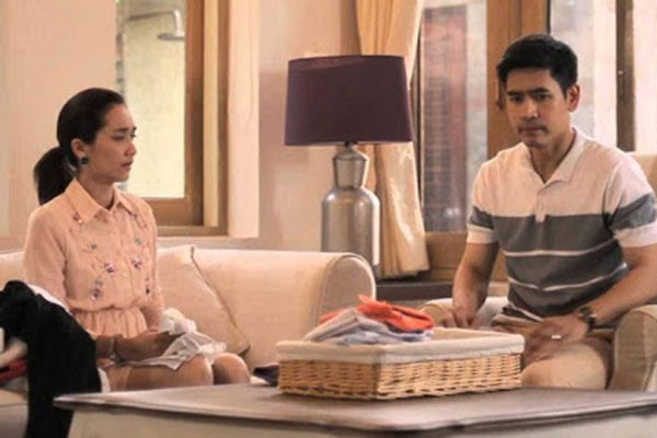 Quyết bỏ vợ để cưới nữ thần từng yêu đơn phương 8 năm, đêm tân hôn với vợ mới anh ta rụng rời nhìn tờ giấy trong túi xách cô nàng-3