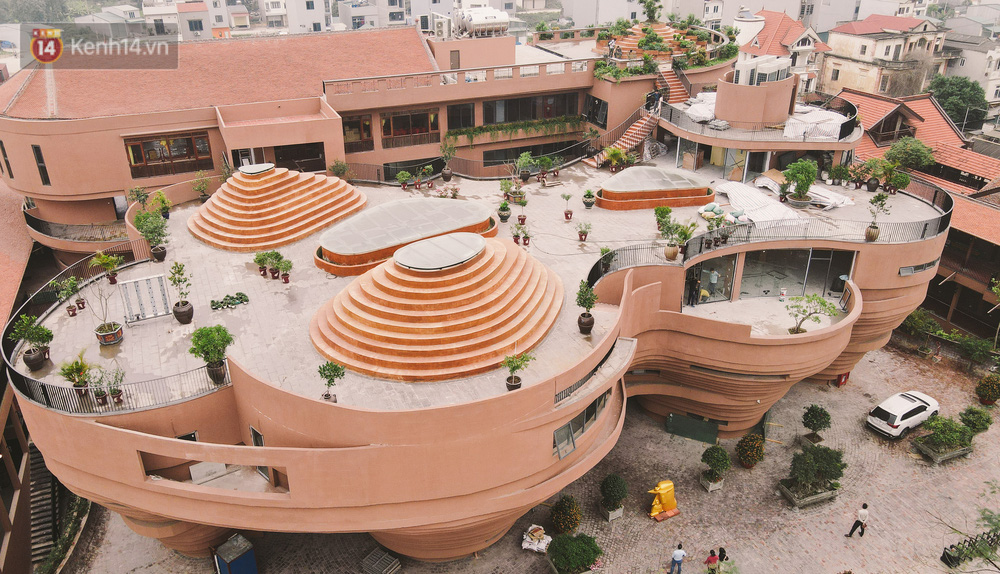 Cận cảnh biệt phủ làm bằng gốm 150 tỷ tại Hà Nội-2