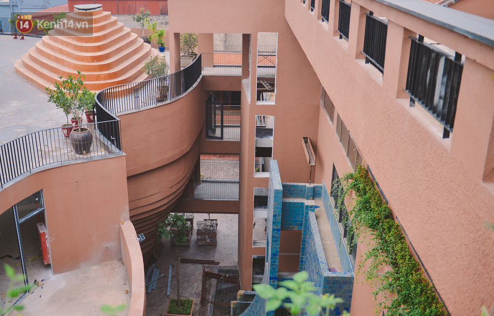 Cận cảnh biệt phủ làm bằng gốm 150 tỷ tại Hà Nội-12