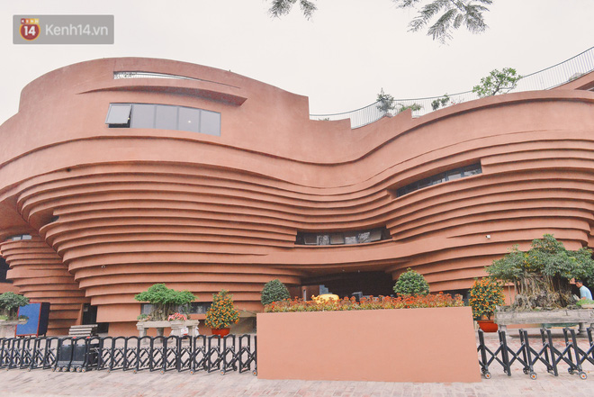 Cận cảnh biệt phủ làm bằng gốm 150 tỷ tại Hà Nội-14