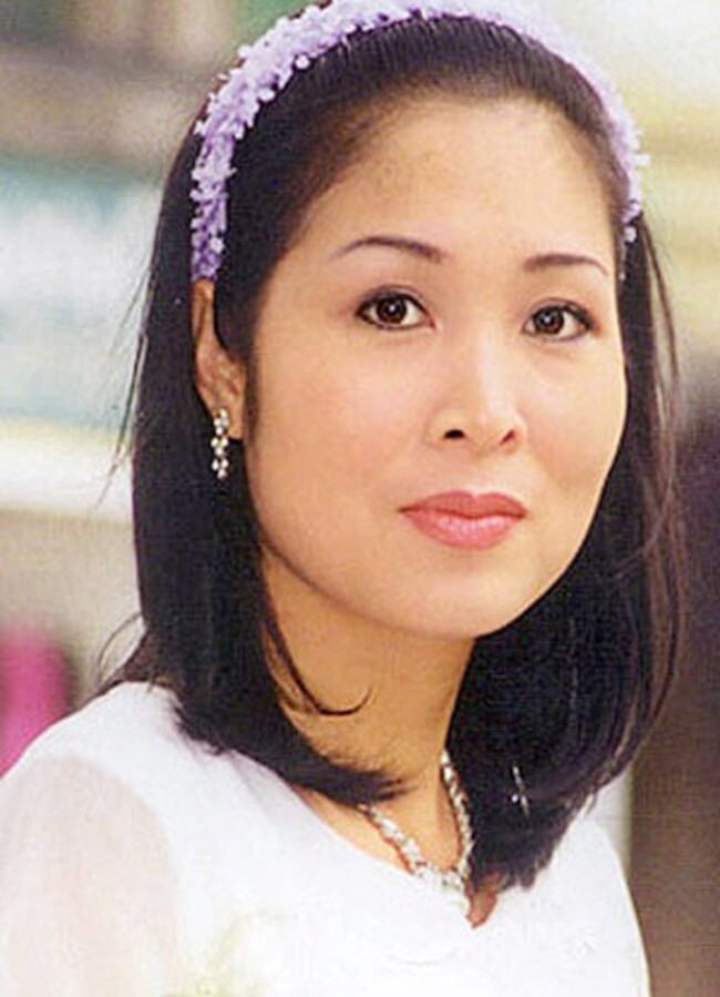 Ngỡ ngàng khi nhìn lại nhan sắc ngày xưa của dàn nữ danh hài Vbiz: Hồng Đào quá đỗi gợi cảm, Vân Dung từng lọt top cao của Hoa hậu Việt Nam-1