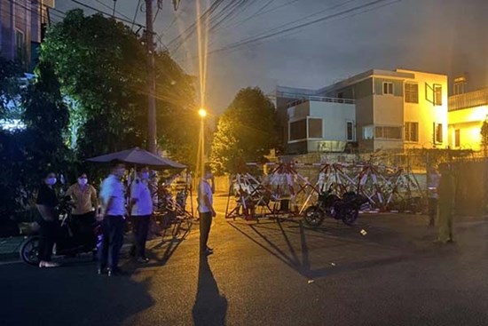 KHẨN: Bình Dương tìm tài xế chở bệnh nhân mắc COVID-19 nhập cảnh trái phép