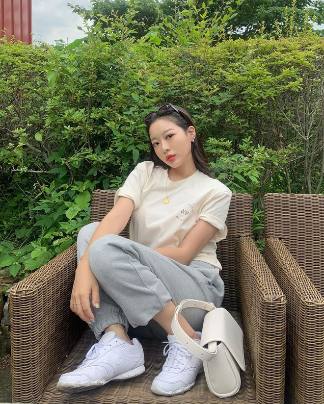 Bóc phốt 4 lỗi trang phục cơ bản khiến bạn ngày càng nhàm chán và mặn mòi như một... nồi nước ốc-17