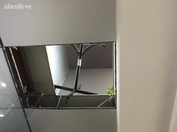 Hà Nội: Hy hữu thủng trần tòa nhà chung cư, đôi nam nữ rơi xuống đất nguy kịch-2