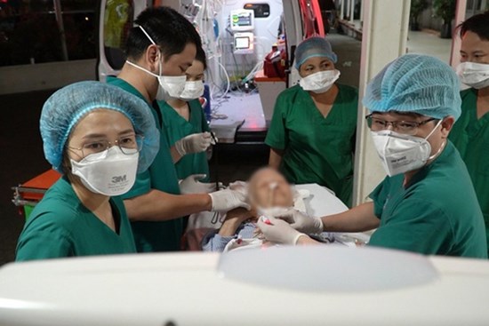 Bệnh nhân 1536 về TP.HCM an toàn, thể trạng suy kiệt nặng