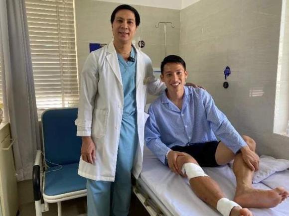 Tiền vệ Đỗ Hùng Dũng xuất viện, chia sẻ về sức khoẻ hiên tại-3