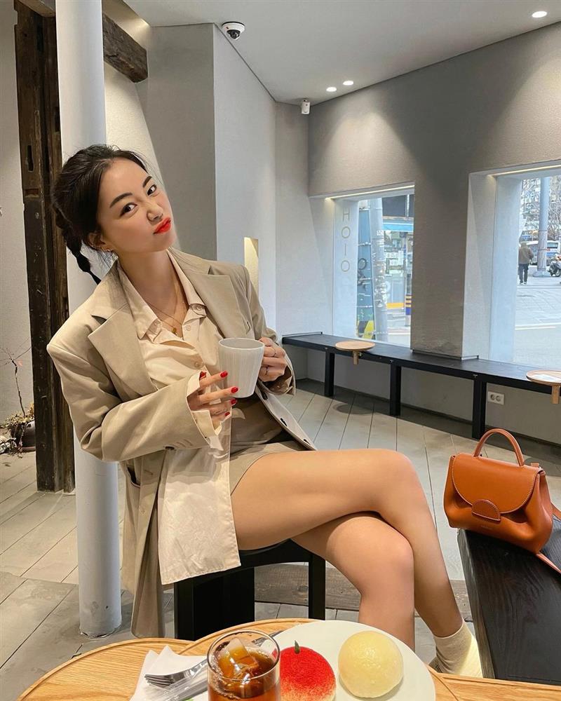 Hội gái Hàn hay diện sơ mi theo 12 cách này để ghi điểm sành điệu và sang xịn nhất-12