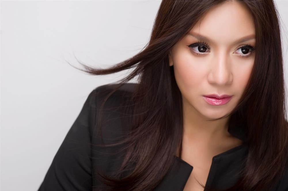 Con gái đầu lòng của biểu tượng nhan sắc Việt Nam Y Phụng: Thừa hưởng tinh hoa của mẹ, cách được nuôi dạy mới bất ngờ-4