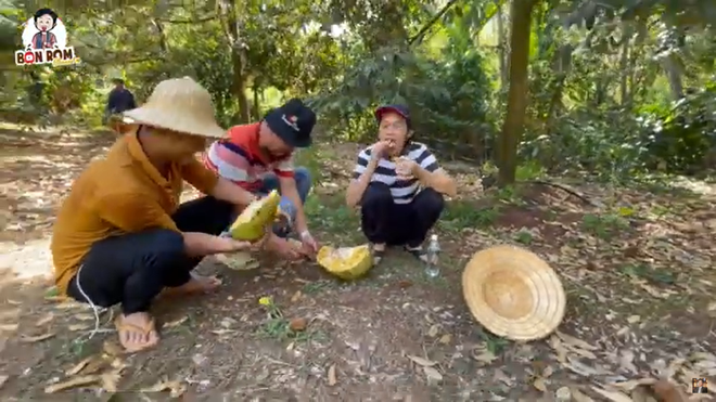 Hoài Linh khoe mảnh rẫy nghìn m2, răn dạy người trẻ: Chỉ lo đú đởn ăn chơi là khổ cha mẹ lắm-3