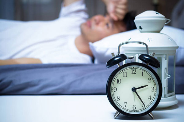 Chiều 29/3, có 2 người Việt và 1 chuyên gia Ấn Độ mắc COVID-19-3