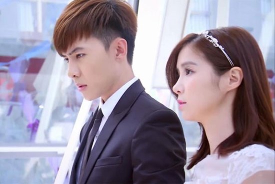 Bố mẹ giục cưới chạy tang, tôi phân vân đứng giữa hai người con gái