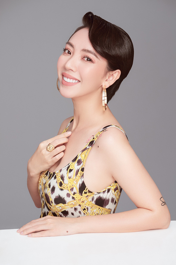 Ít ai dám nghĩ các mỹ nhân làng hài Việt lại nóng bỏng tới thế này!-1