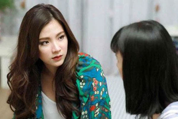 Chứng kiến cảnh chướng tai em chồng xúi mẹ không cho chị dâu cầm vàng cưới, cô vợ liền hỏi vặn 1 câu khiến giặc bên Ngô méo mặt-1