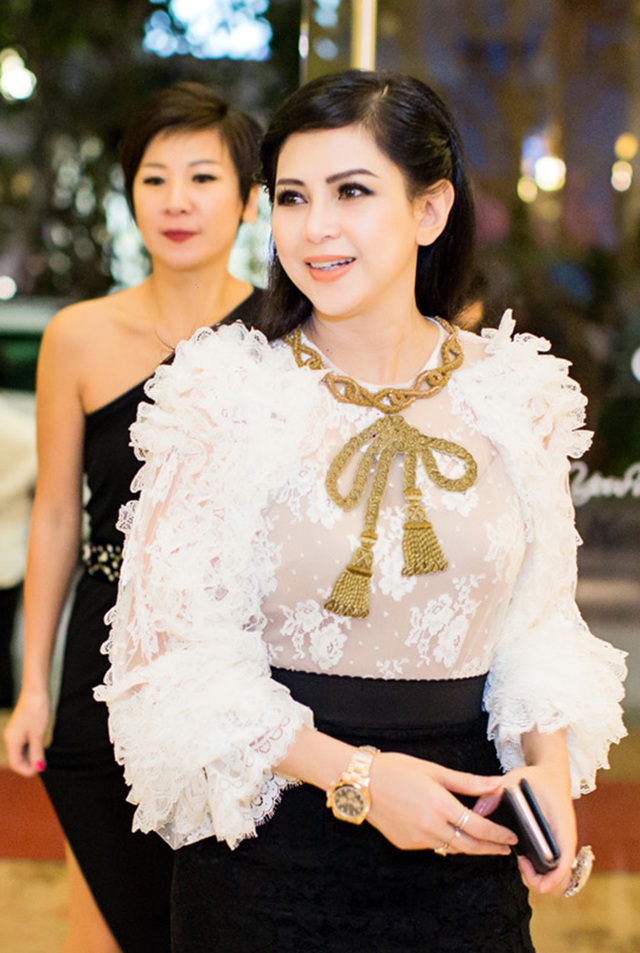 Đọ sắc những bà mẹ đại gia của hội rich kid: Bà trùm hàng hiệu Thủy Tiên sở hữu thần thái đỉnh cao, mẹ Phan Thành bí ẩn nhất Sài thành-24