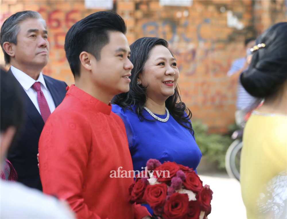 Đọ sắc những bà mẹ đại gia của hội rich kid: Bà trùm hàng hiệu Thủy Tiên sở hữu thần thái đỉnh cao, mẹ Phan Thành bí ẩn nhất Sài thành-30