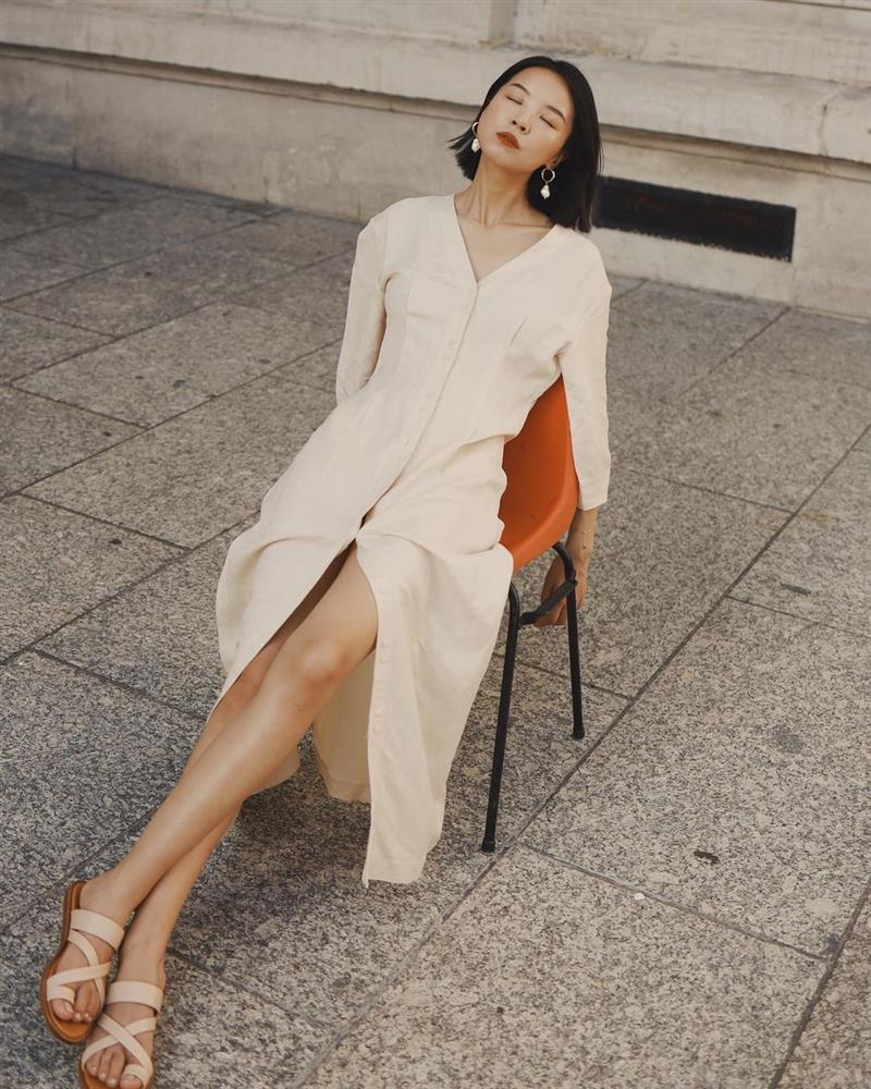 3 điều tối kị khi diện váy xẻ hack chân dài, chị em cần nhớ kỹ nếu không muốn hớ hênh vô duyên-1