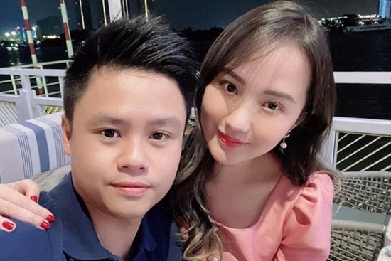 Vợ TGĐ Phan Thành hé lộ sau 29 năm mới biết tự nấu ăn, nguyên nhân cũng vì 4 chữ 