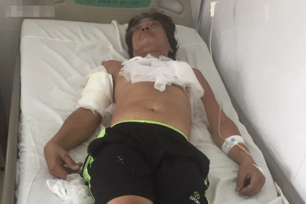 Đề nghị phạt tiếp viên Vietnam Airlines làm lây lan Covid-19 ở TP.HCM 2-3 năm tù treo-2