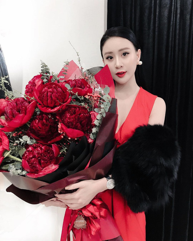 Rich kid bí ẩn nhất hội con nhà giàu Việt vừa có màn phá đảo đường đua bikini cực chất-3