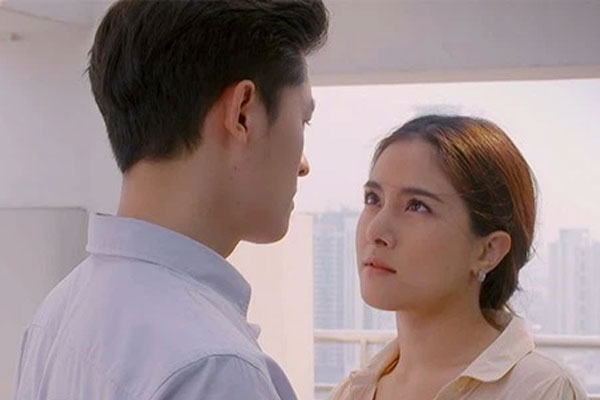 Hỏi vay tiền chữa bệnh cho mẹ thì chồng buông lời rạch ròi: Mẹ của cô cơ mà..., vợ lạnh lòng đưa ra quyết định khiến anh ta tái mét-1